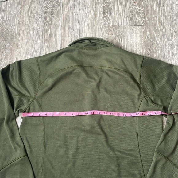 The north face Olive Green Quarter-Zip Pullover sweater  size large - Picture 4 of 5